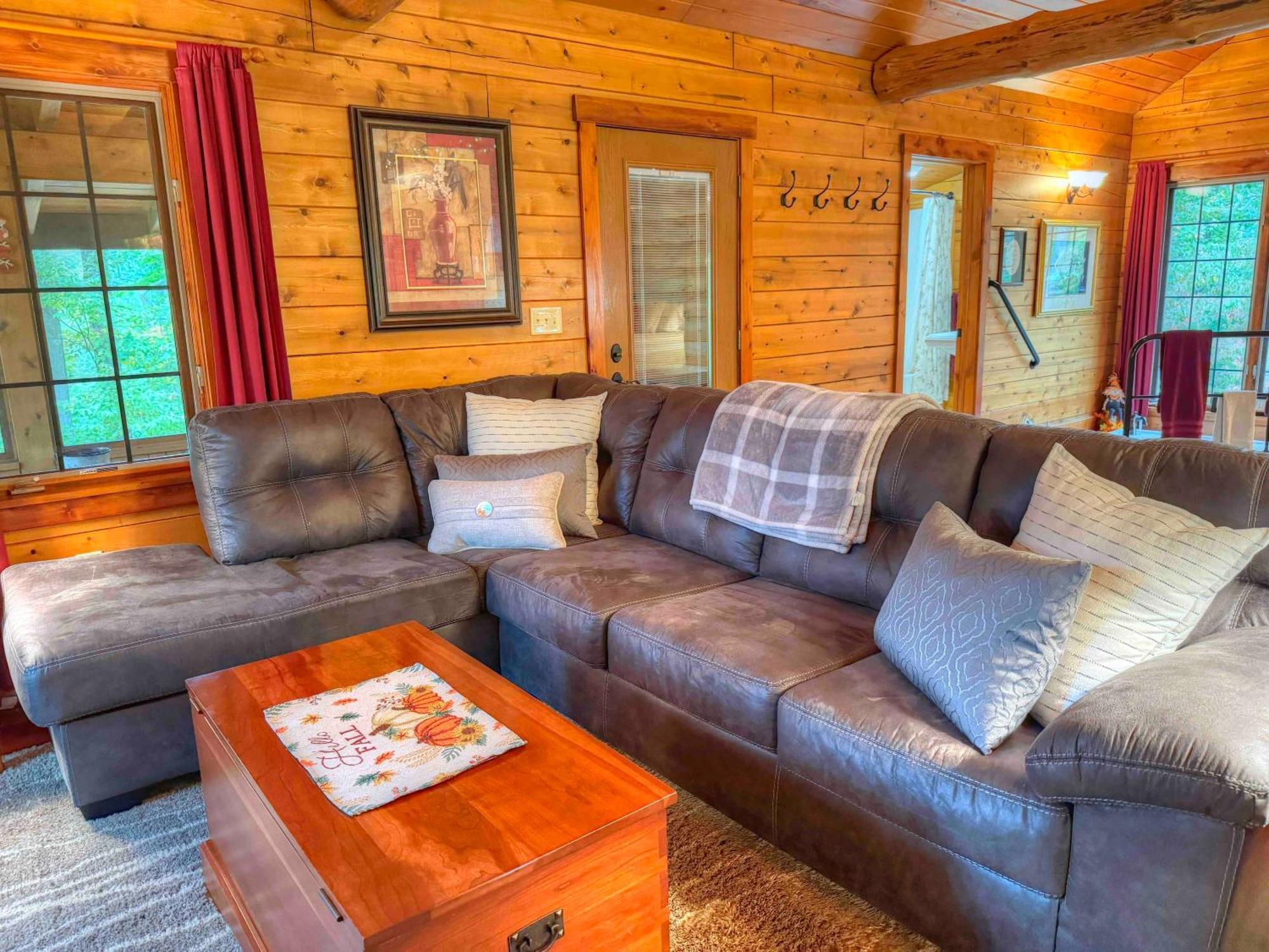 Ferngully Creek Cabins Millersburg Exterior photo