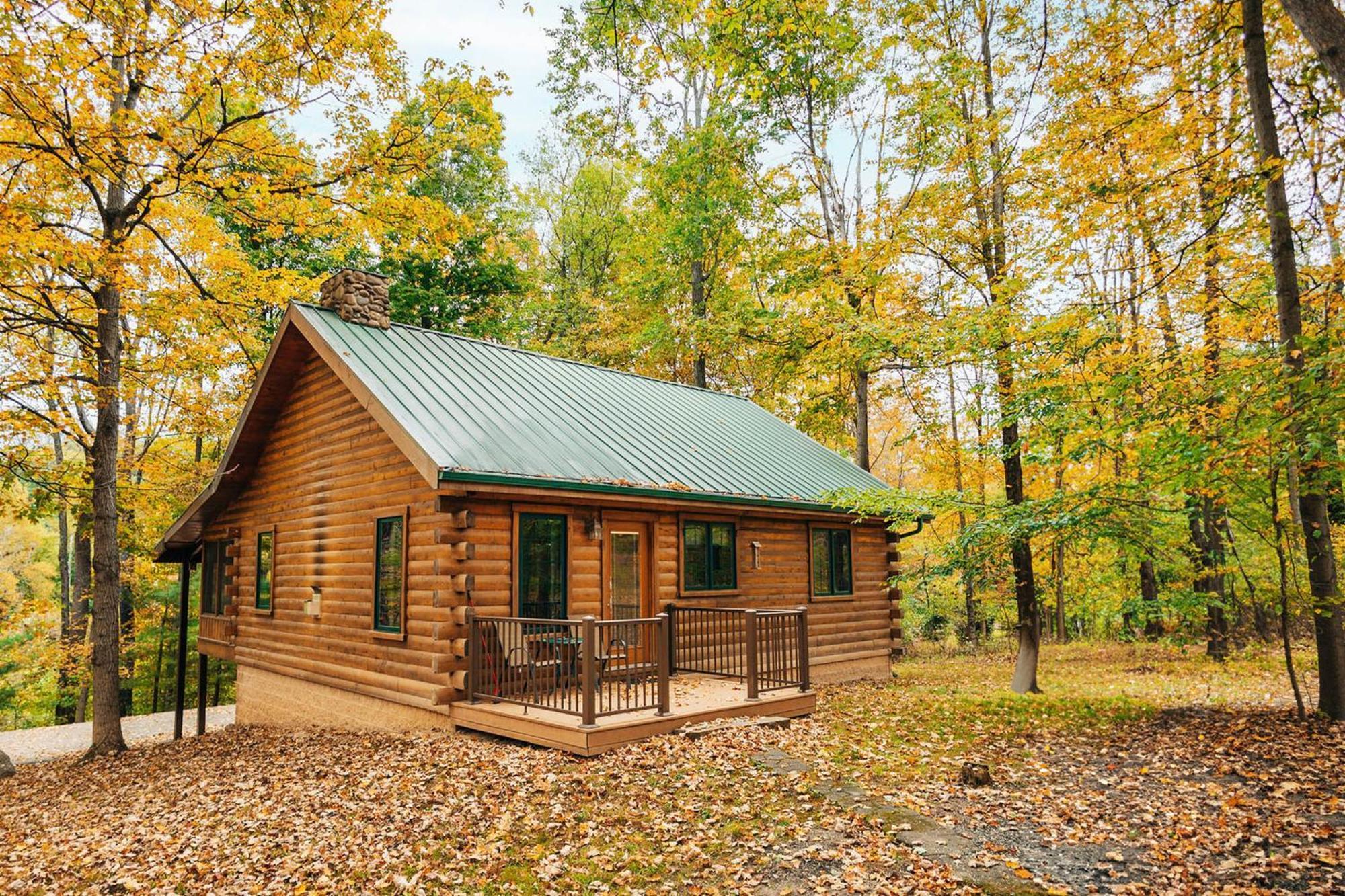 Ferngully Creek Cabins Millersburg Exterior photo